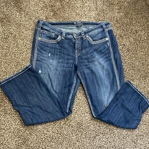 Silver capris. Sz 18